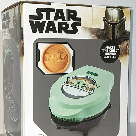 Star Wars “the child” mini waffle maker - Picture 6 of 6